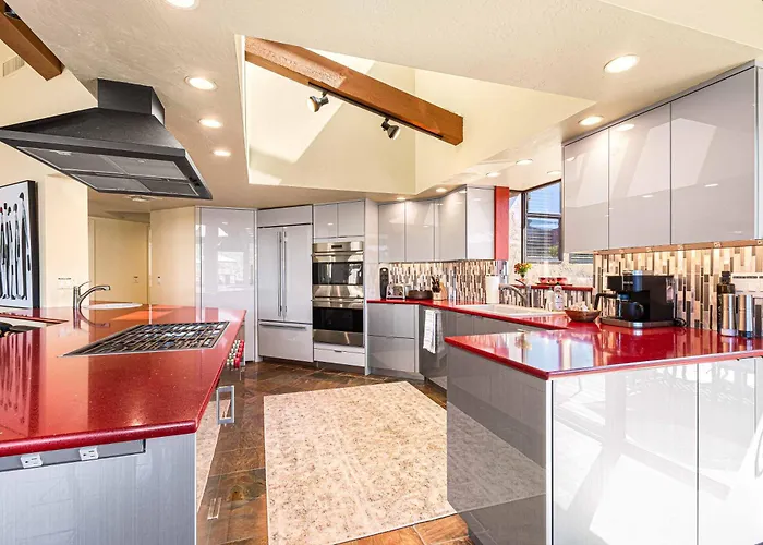 Prime Location With Saltwater Pool And Hot Tub! Sedona