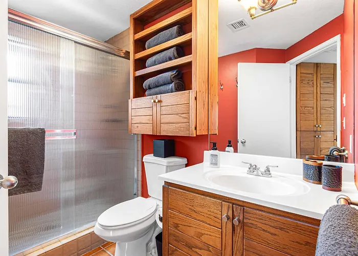 Prime Location With Saltwater Pool And Hot Tub! Holiday home *